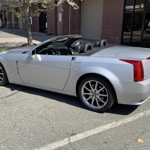 2009 Cadillac XLR-V in Radiant Silver