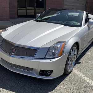 2009 Cadillac XLR-V in Radiant Silver