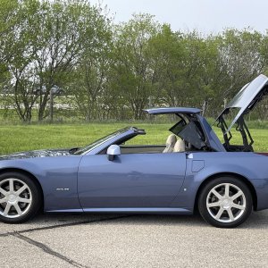 2006 Cadillac XLR in Blue Steel