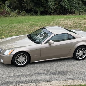 2008 Cadillac XLR Platinum Edition in Goldstream Metallic