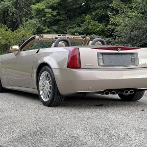 2008 Cadillac XLR Platinum Edition in Goldstream Metallic