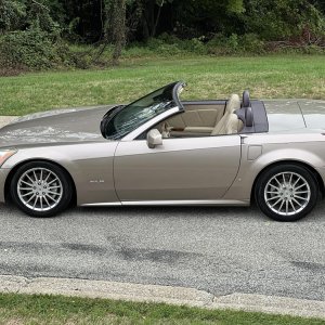 2008 Cadillac XLR Platinum Edition in Goldstream Metallic