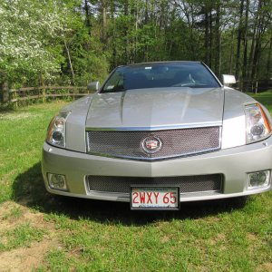 2008 Cadillac XLR-V in Light Platinum