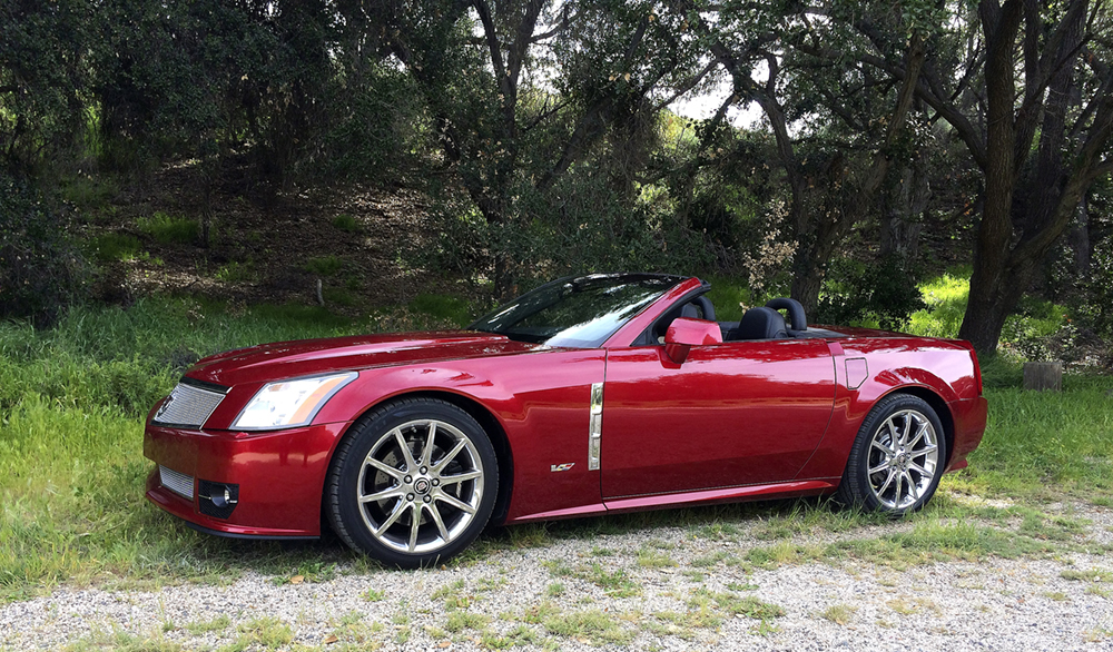 20009 Cadillac XLR-V - Crystal Red Metalic