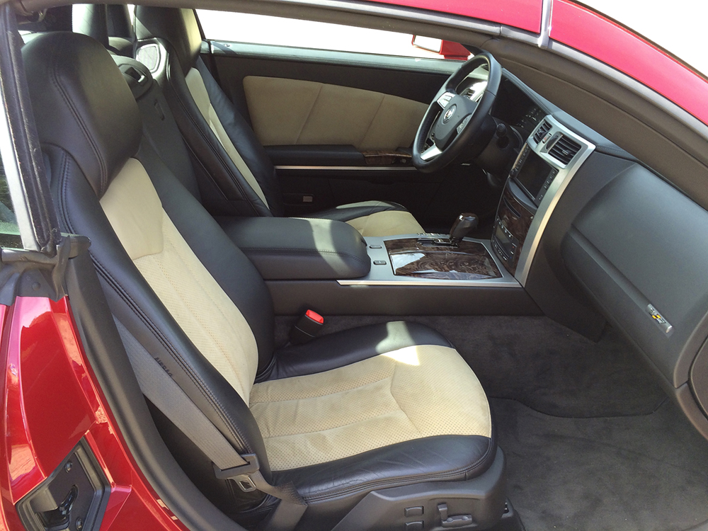 20009 Cadillac XLR-V - Crystal Red Metalic