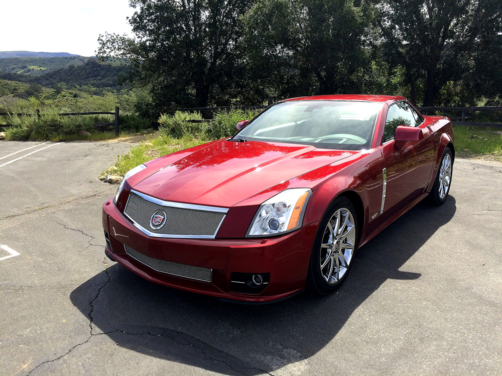 20009 Cadillac XLR-V - Crystal Red Metalic