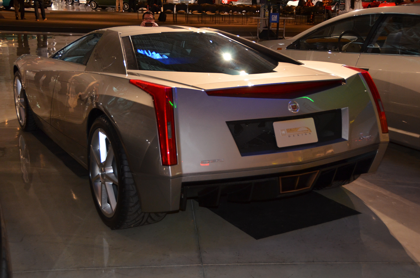 2002 Cadillac Cien Concept