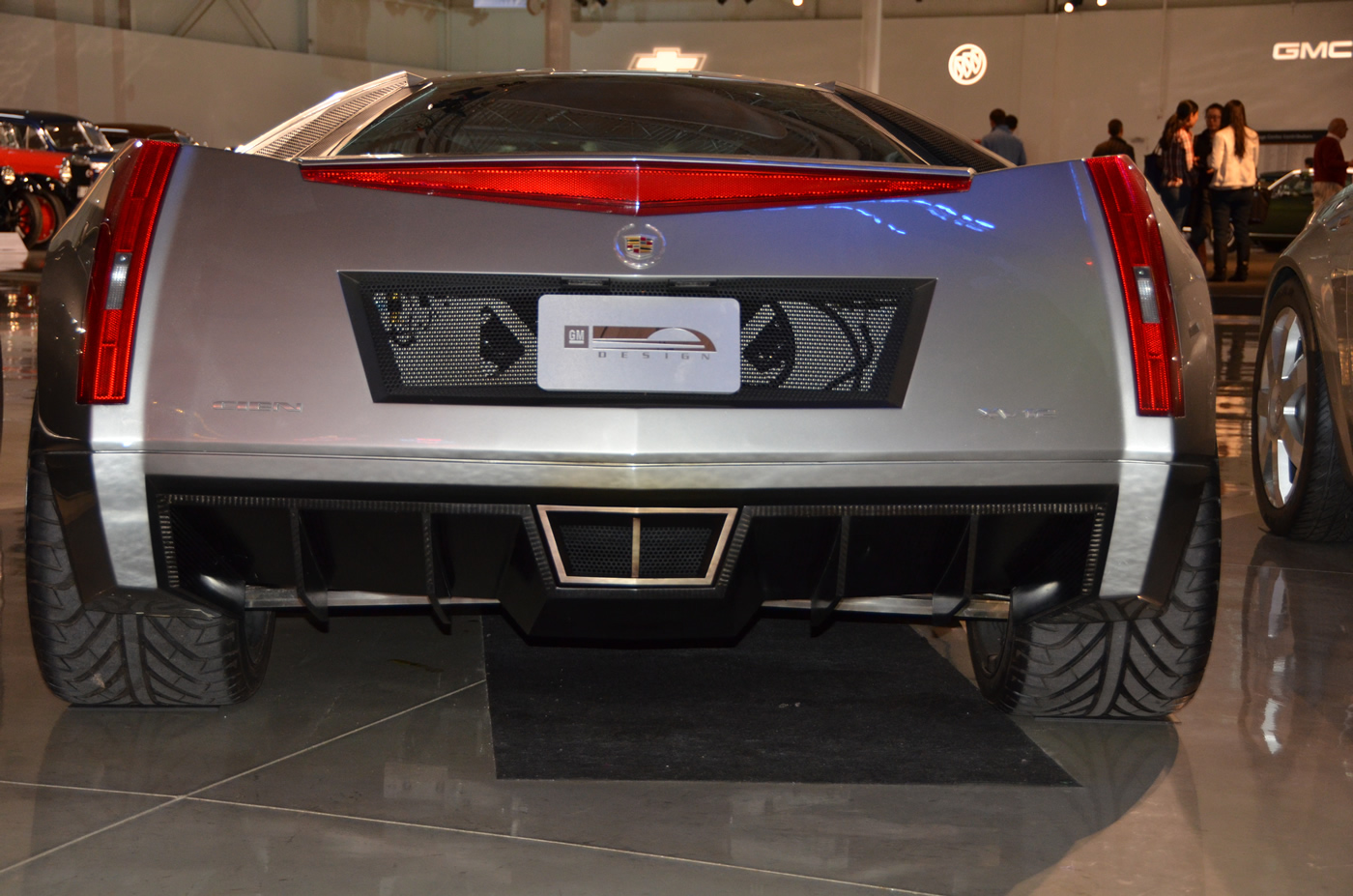 2002 Cadillac Cien Concept