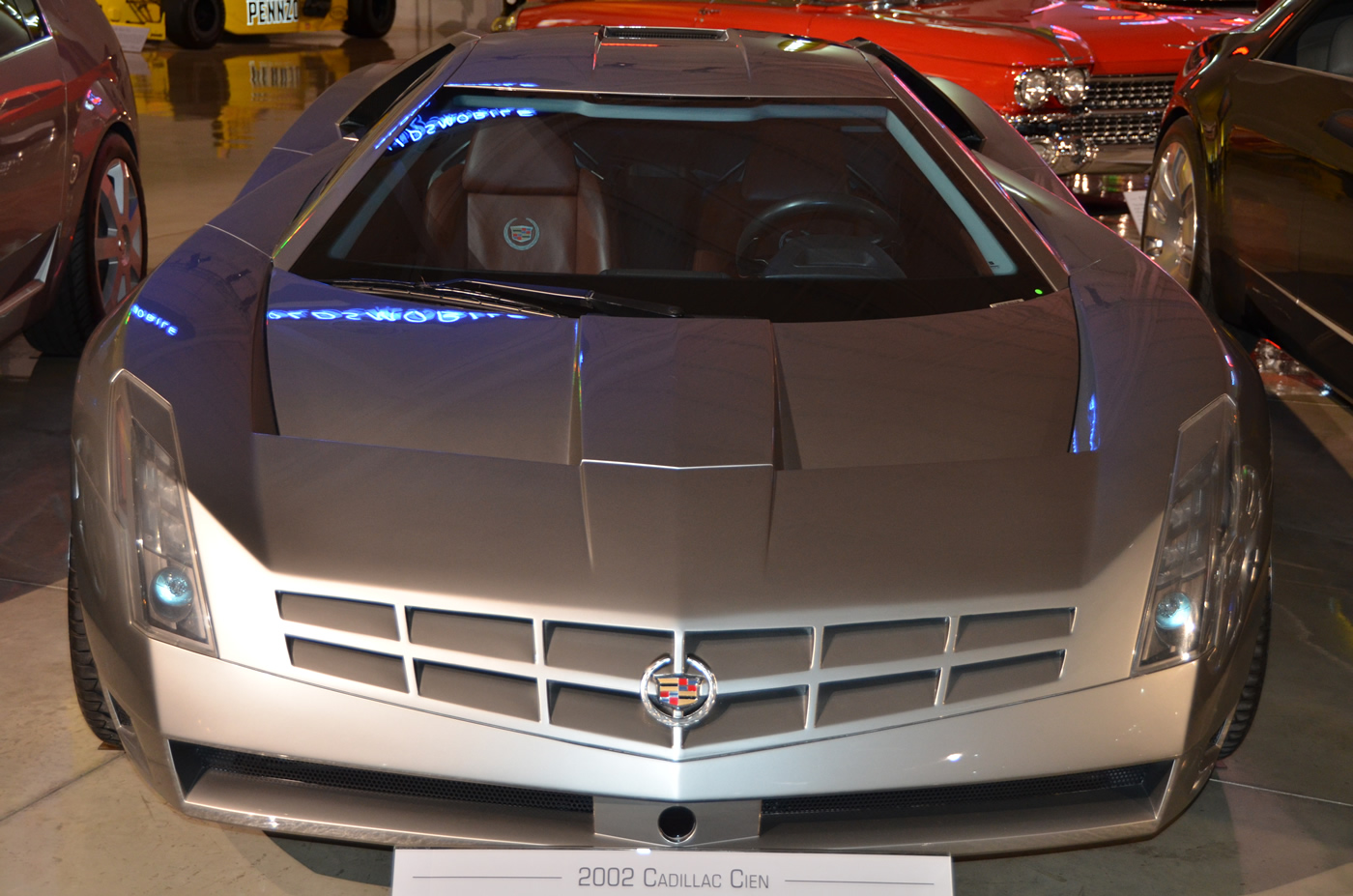 2002 Cadillac Cien Concept