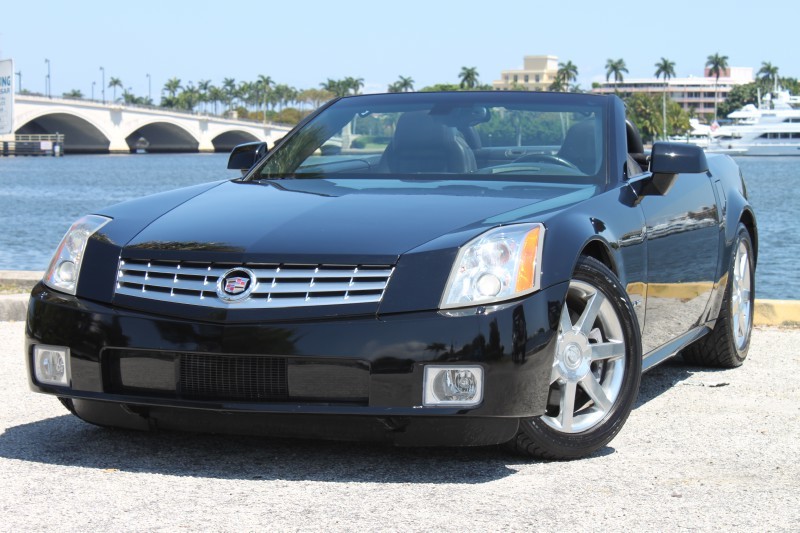 2004 Cadillac XLR - Black Raven