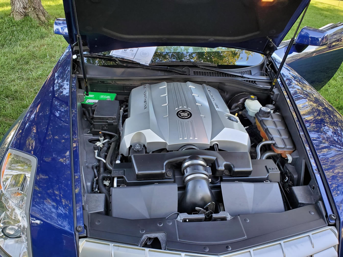 2004 Cadillac XLR in Xenon Blue