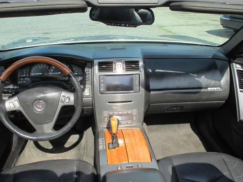 2004 Cadillac XLR - Light Platinum