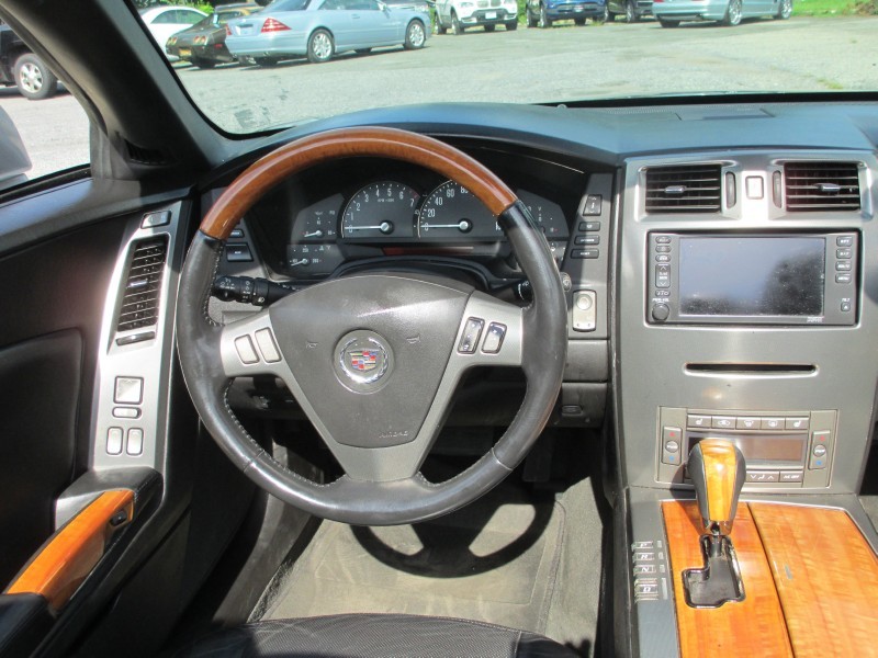 2004 Cadillac XLR - Light Platinum