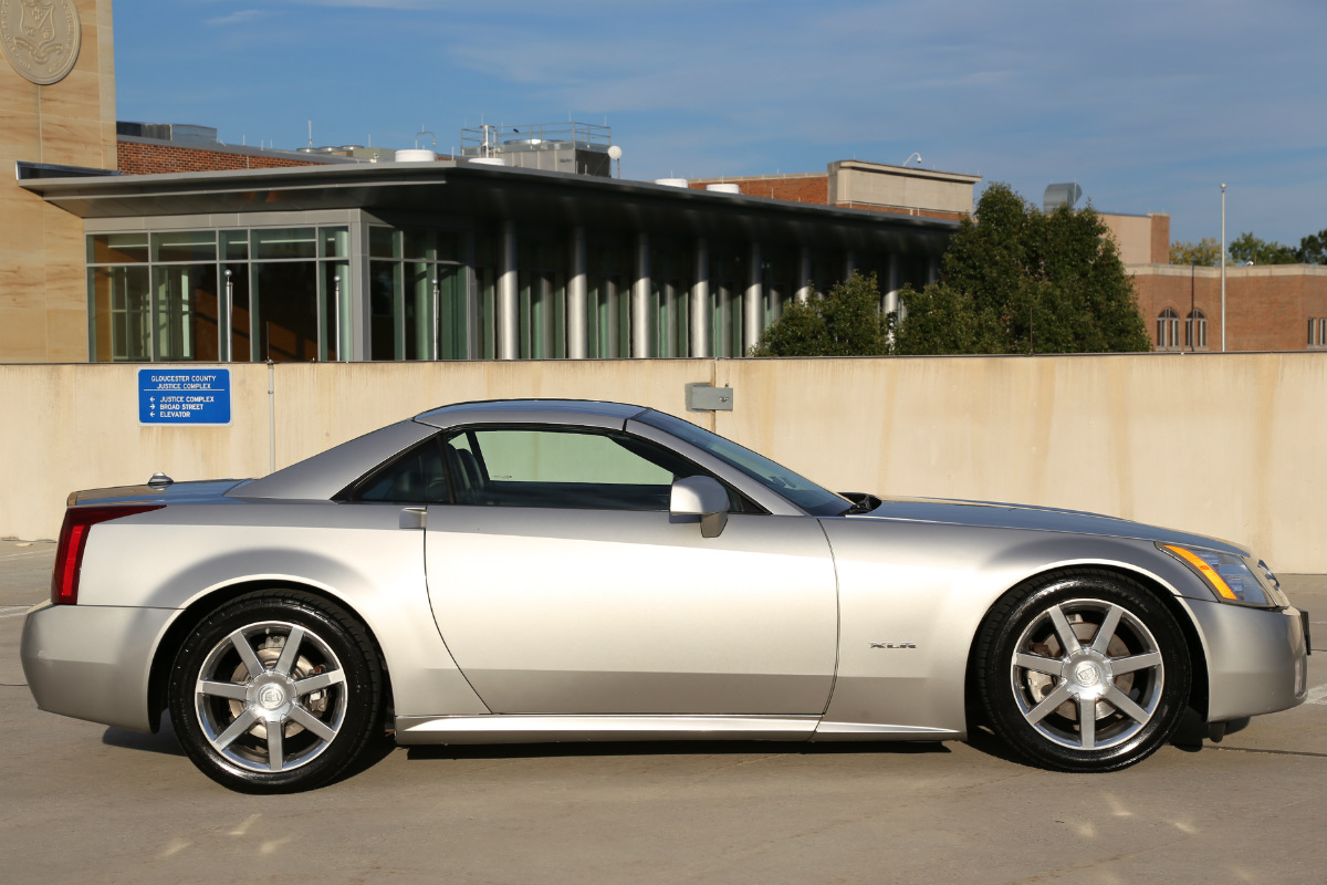 2004 Cadillac XLR - Light Platinum