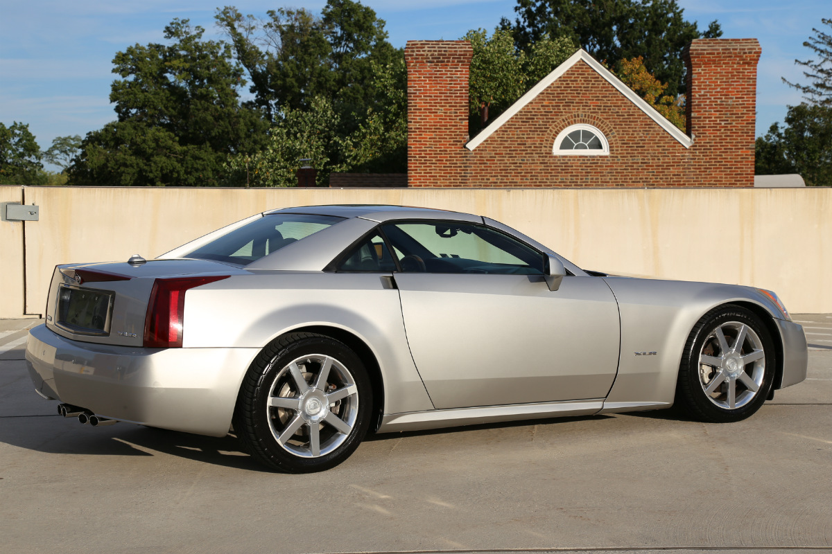 2004 Cadillac XLR - Light Platinum