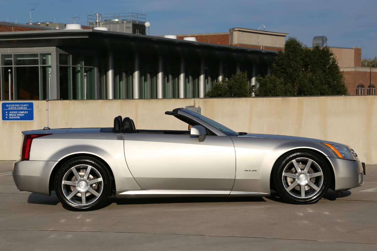 2004 Cadillac XLR - Light Platinum