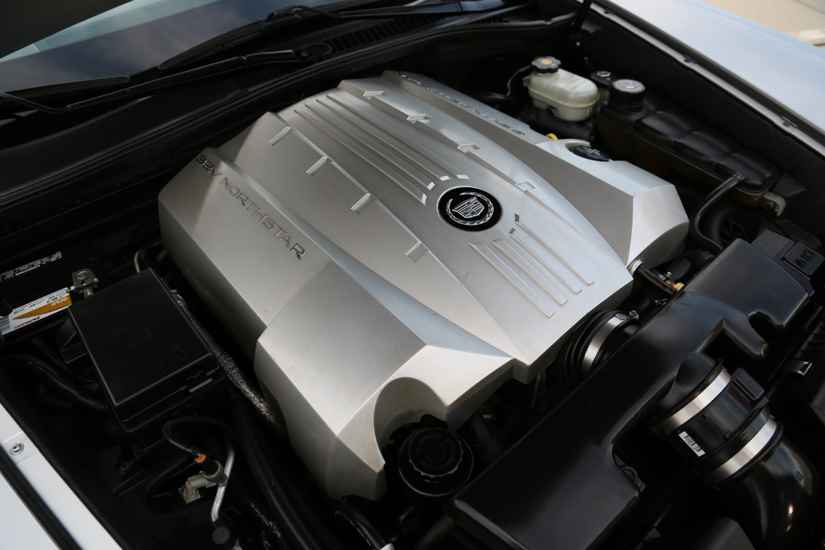 2004 Cadillac XLR - Light Platinum