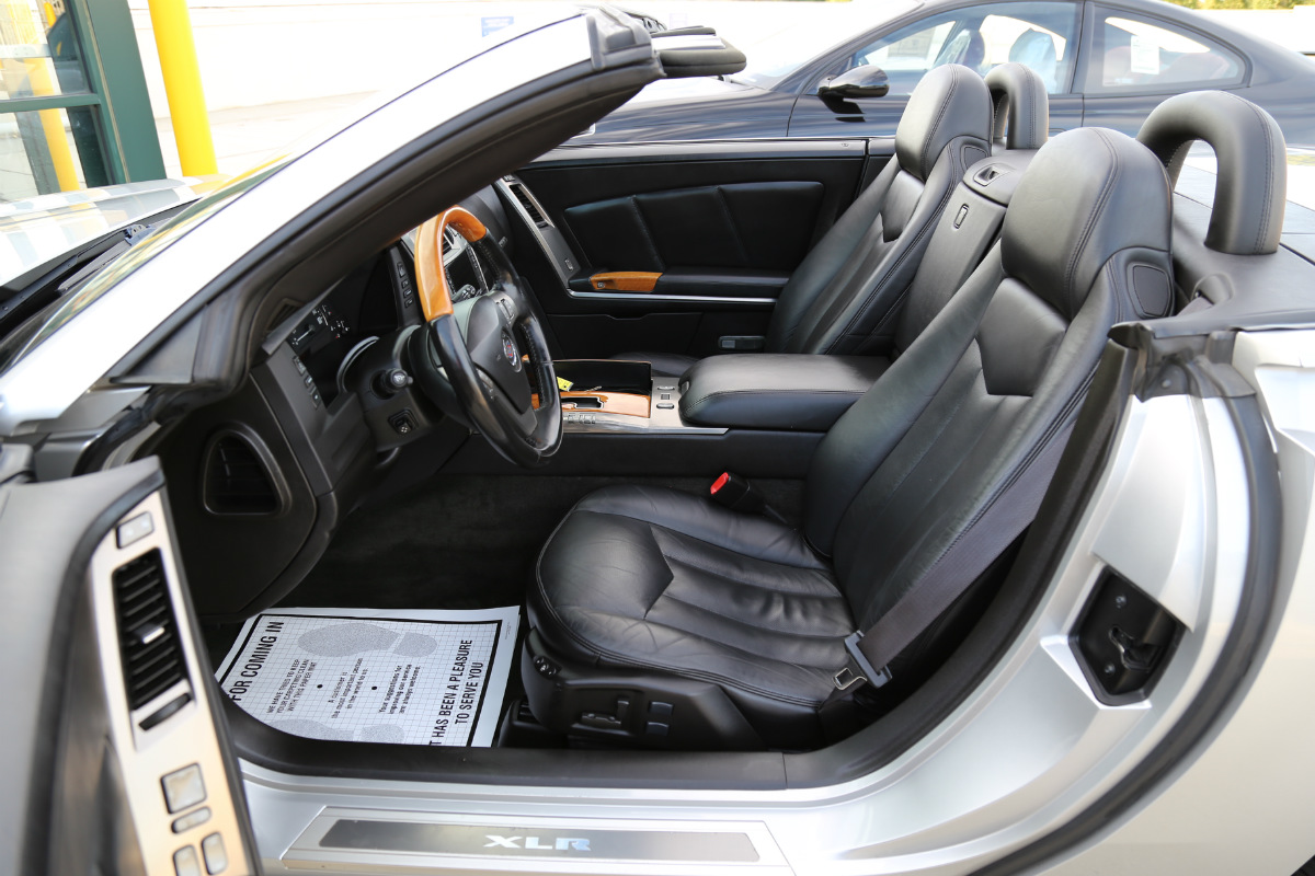 2004 Cadillac XLR - Light Platinum