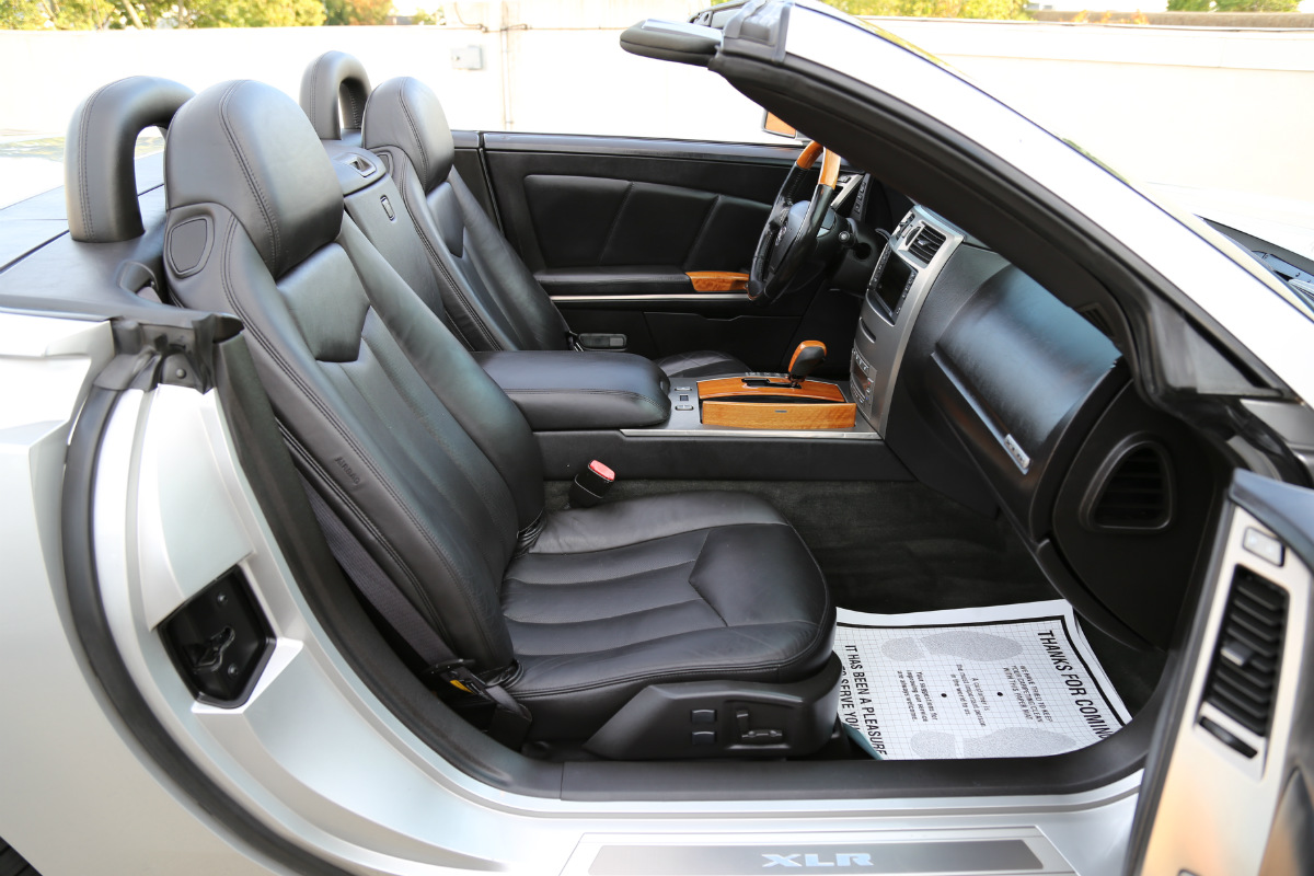 2004 Cadillac XLR - Light Platinum