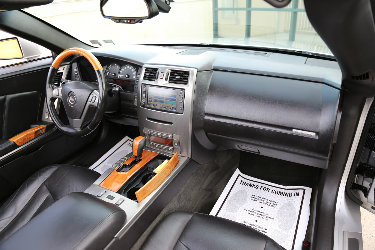 2004 Cadillac XLR - Light Platinum