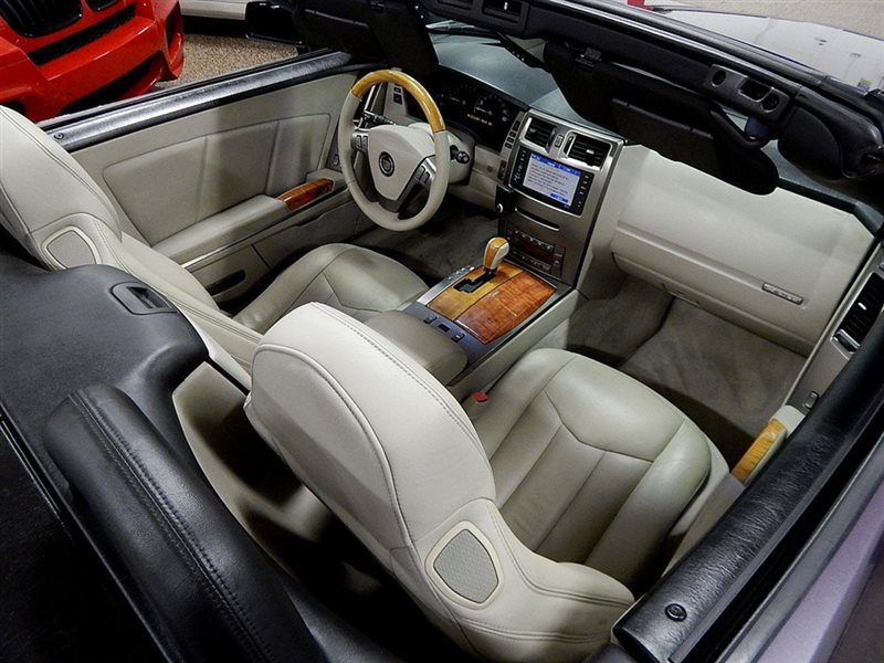 2004 Cadillac XLR - Neiman Marcus Edition #92