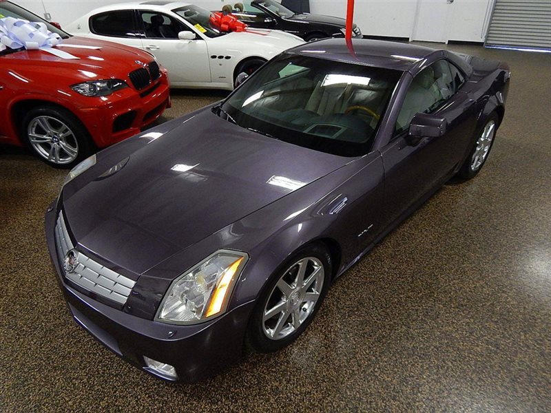 2004 Cadillac XLR - Neiman Marcus Edition #92