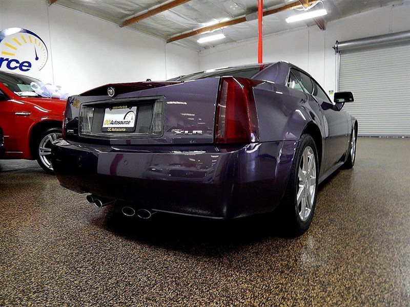 2004 Cadillac XLR - Neiman Marcus Edition #92