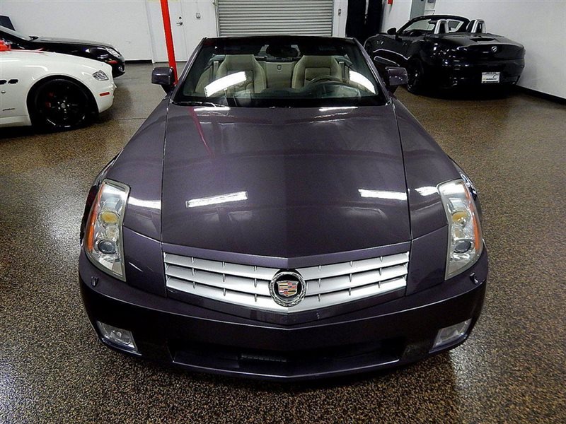 2004 Cadillac XLR - Neiman Marcus Edition #92
