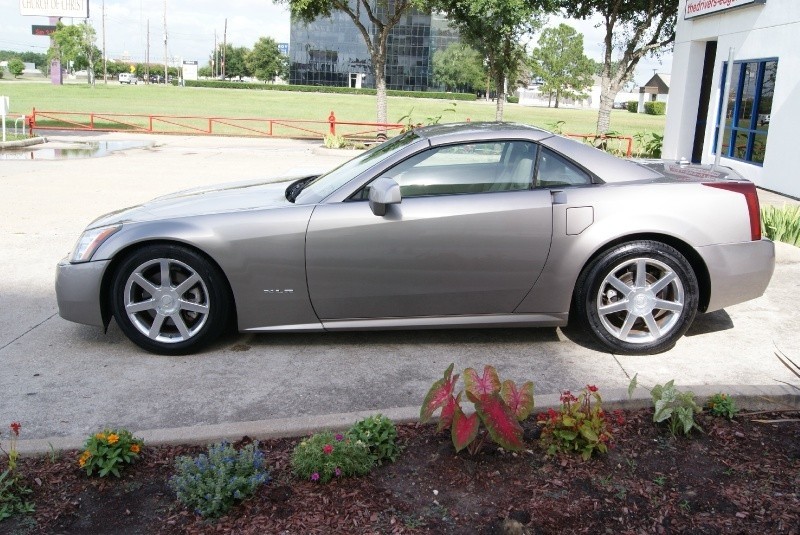 2004 Cadillac XLR - Satin Nickel