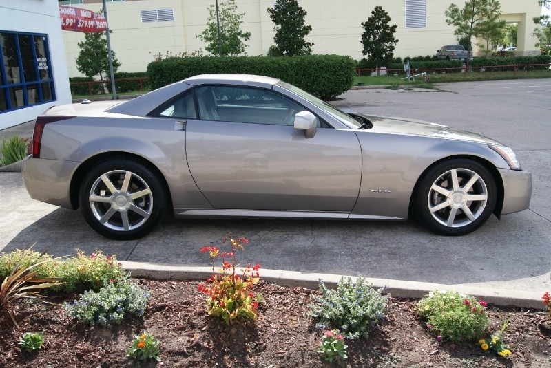 2004 Cadillac XLR - Satin Nickel