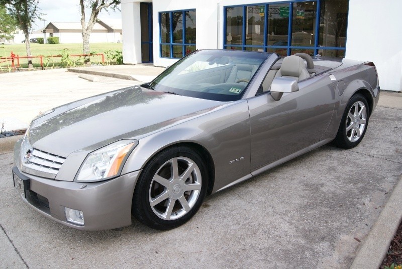 2004 Cadillac XLR - Satin Nickel