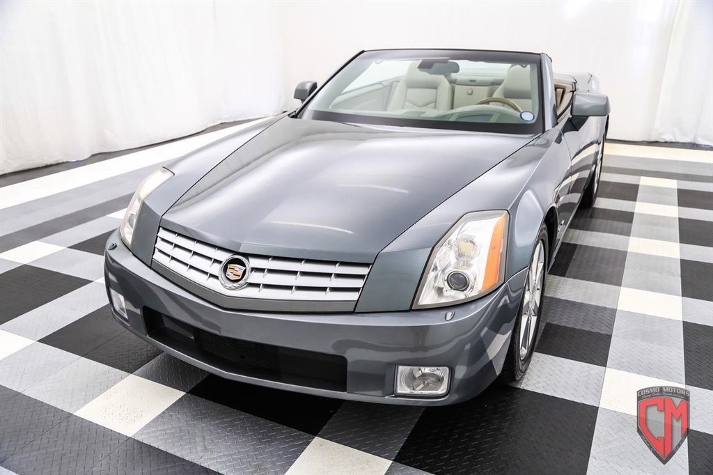 2004 Cadillac XLR - Thunder Gray