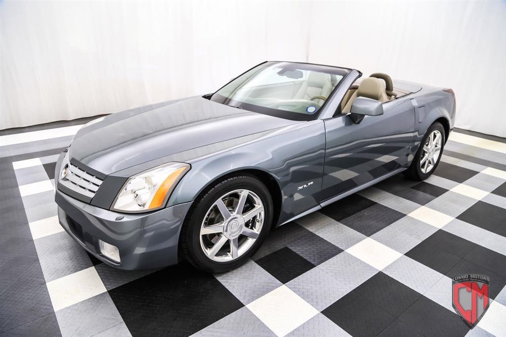 2004 Cadillac XLR - Thunder Gray
