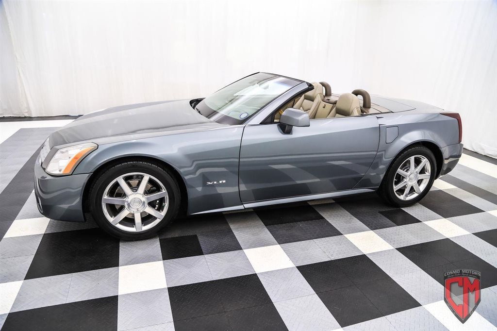 2004 Cadillac XLR - Thunder Gray