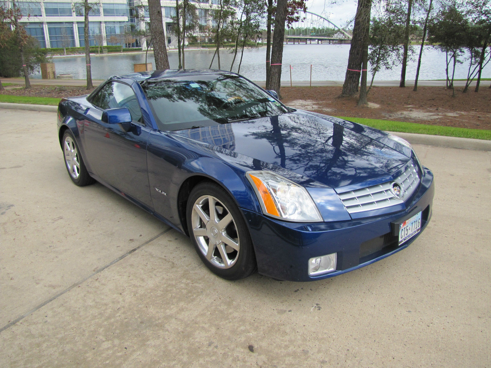 2004 Cadillac XLR - Xenon Blue