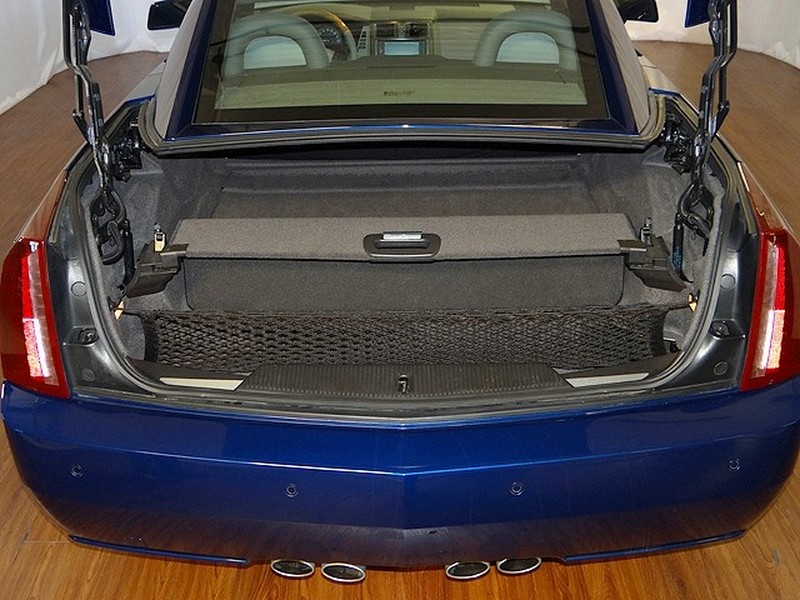 2004 Cadillac XLR - Xenon Blue