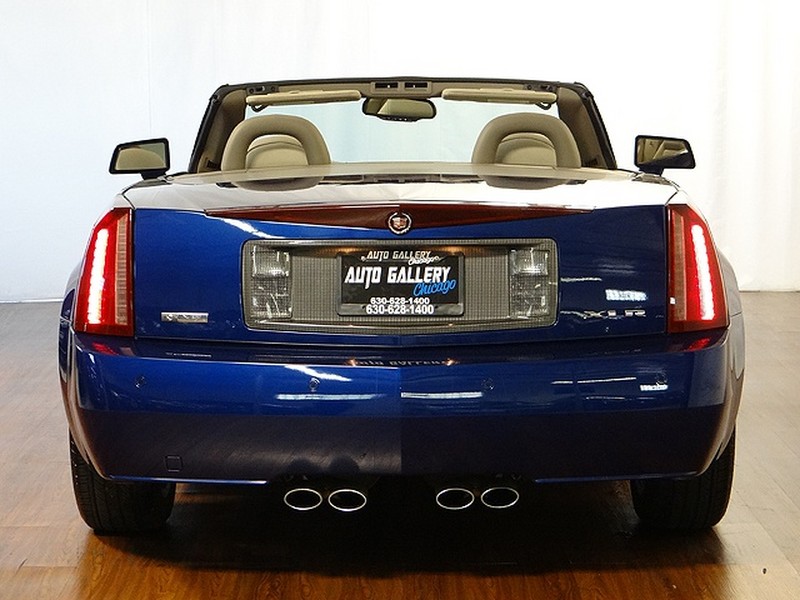2004 Cadillac XLR - Xenon Blue