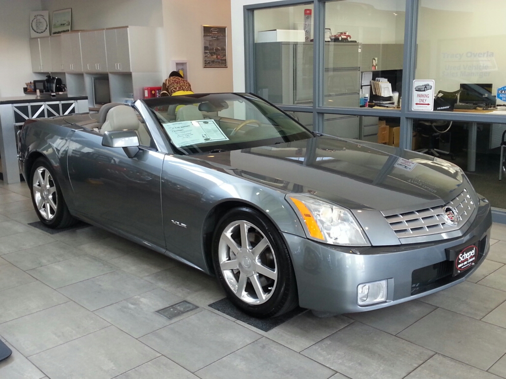 2004 Cadillac XLR