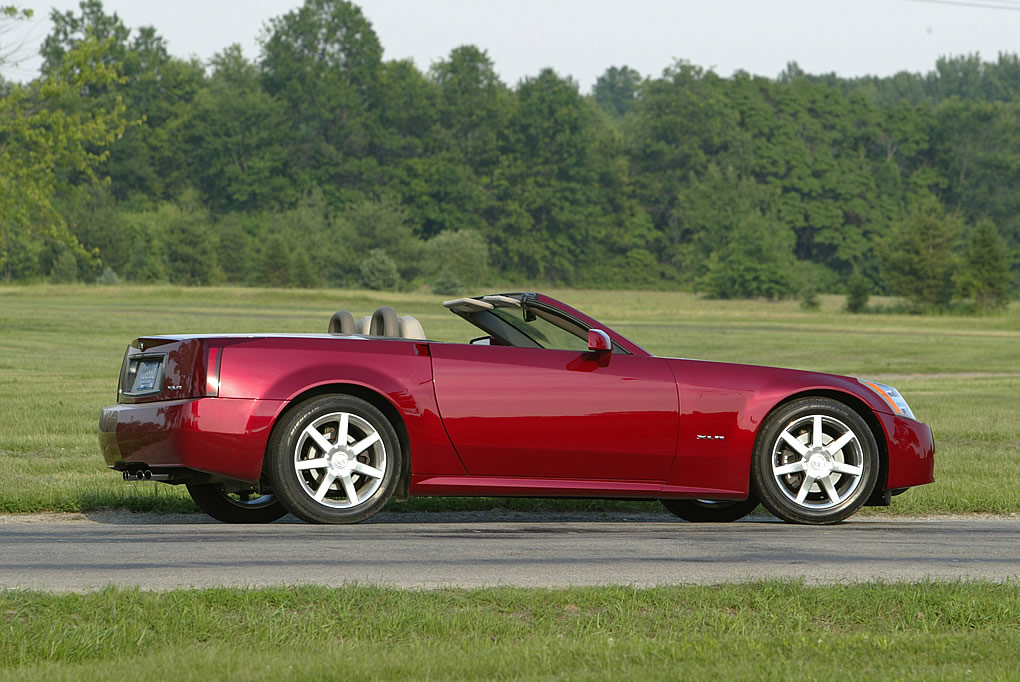 2004 Cadillac XLR