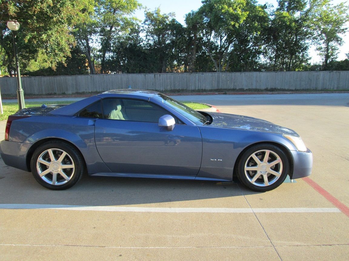 2005 Cadillac XLR - Blue Steel
