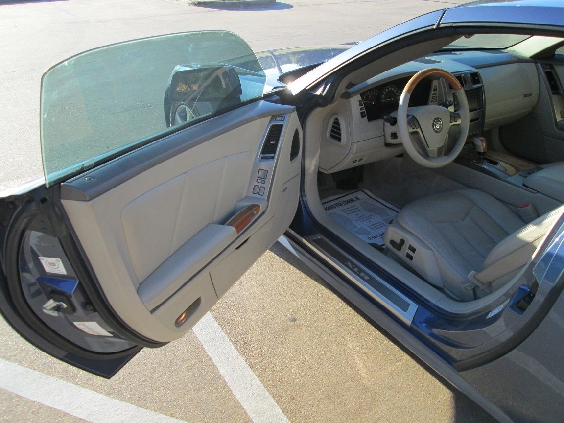 2005 Cadillac XLR - Blue Steel
