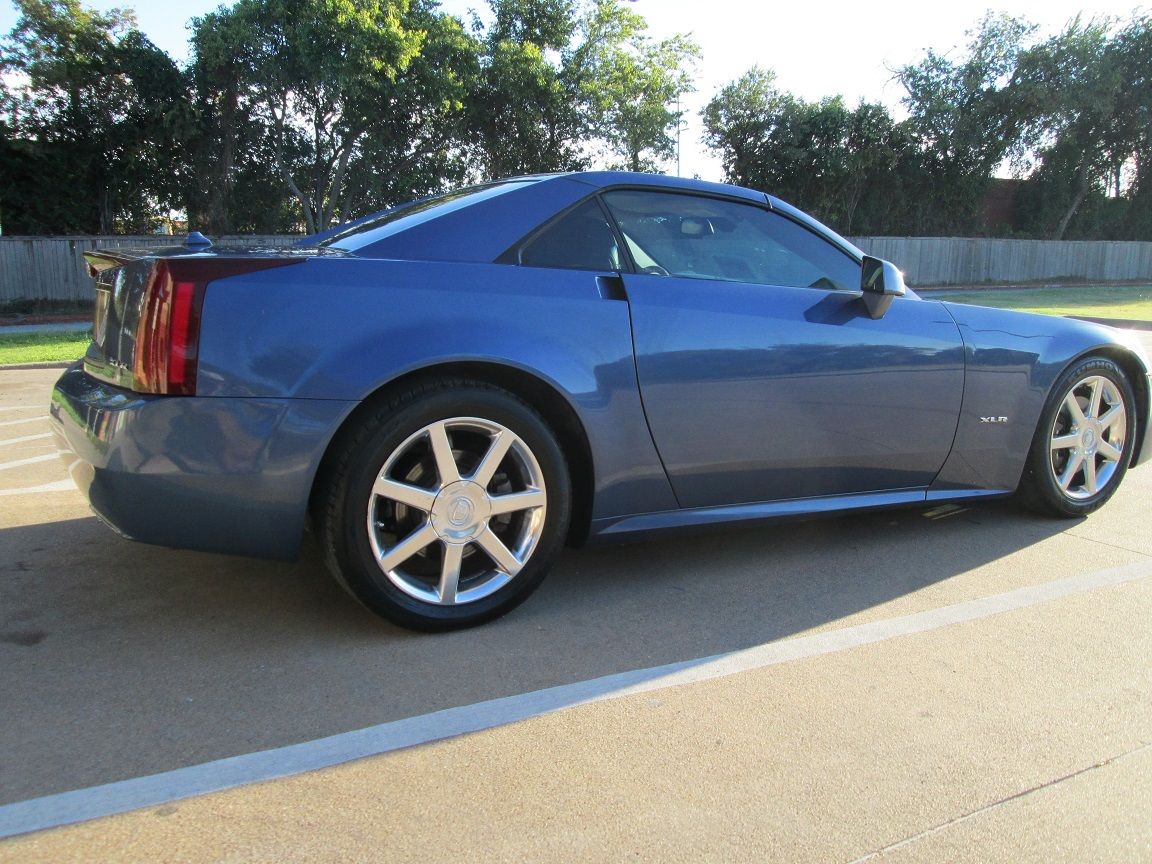2005 Cadillac XLR - Blue Steel