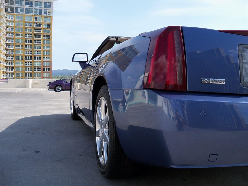 2005 Cadillac XLR - Blue Steel