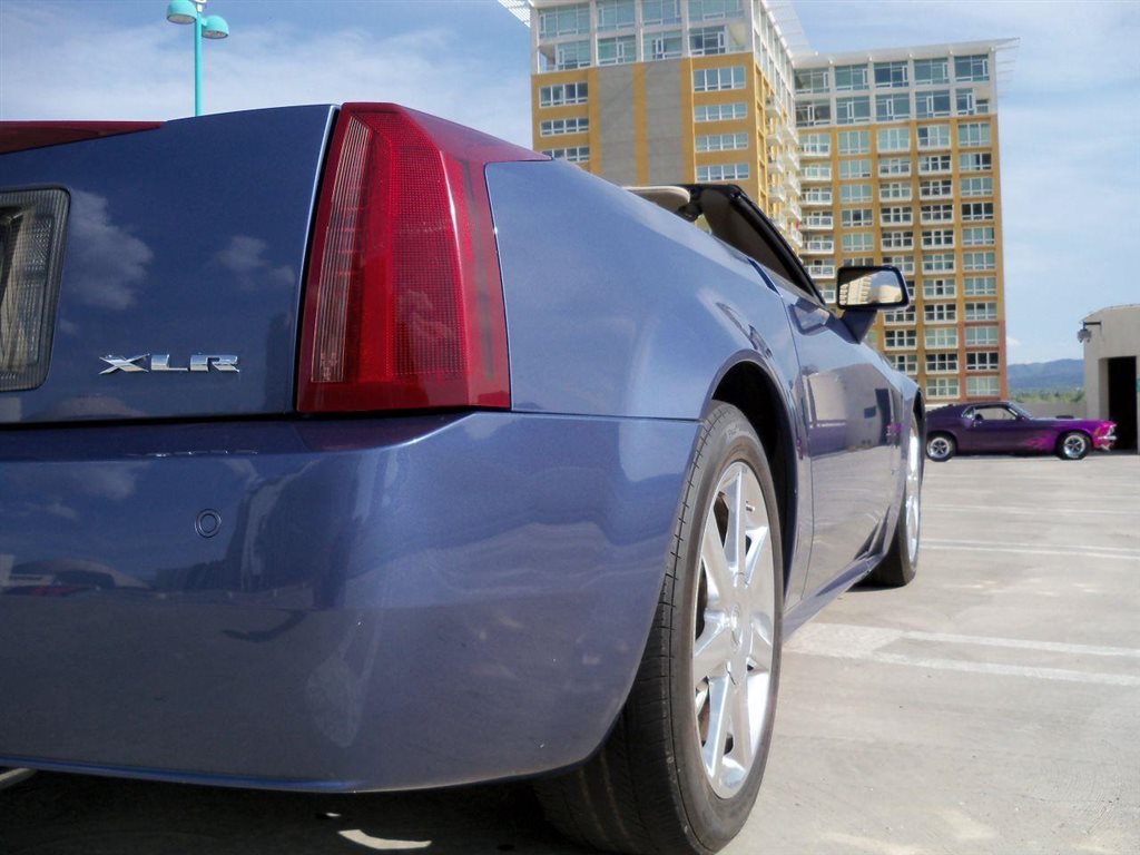 2005 Cadillac XLR - Blue Steel
