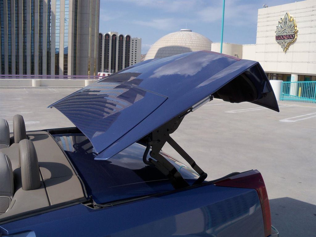 2005 Cadillac XLR - Blue Steel