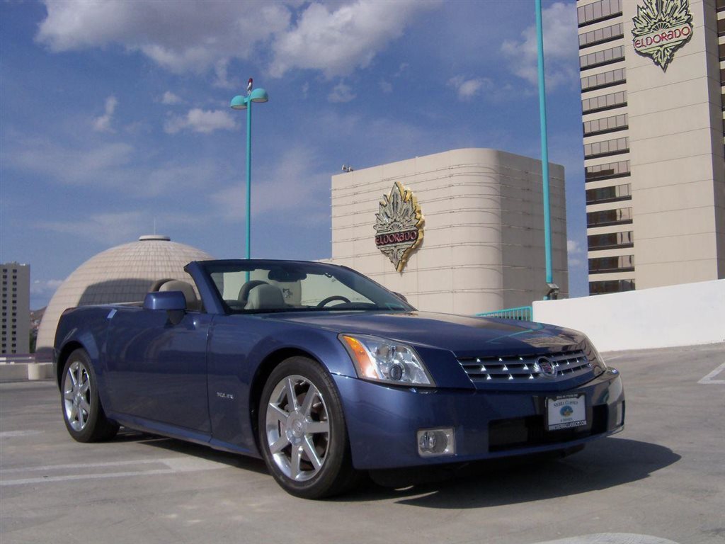 2005 Cadillac XLR - Blue Steel