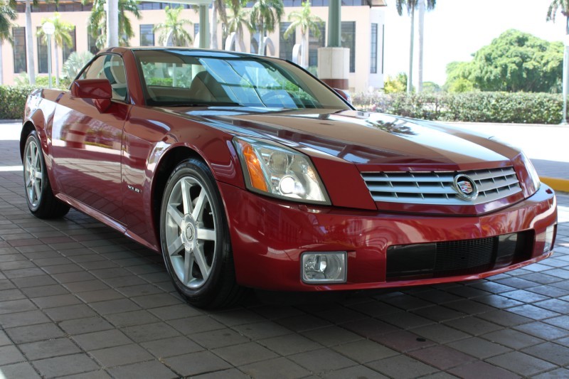 2005 Cadillac XLR - Crimson Pearl