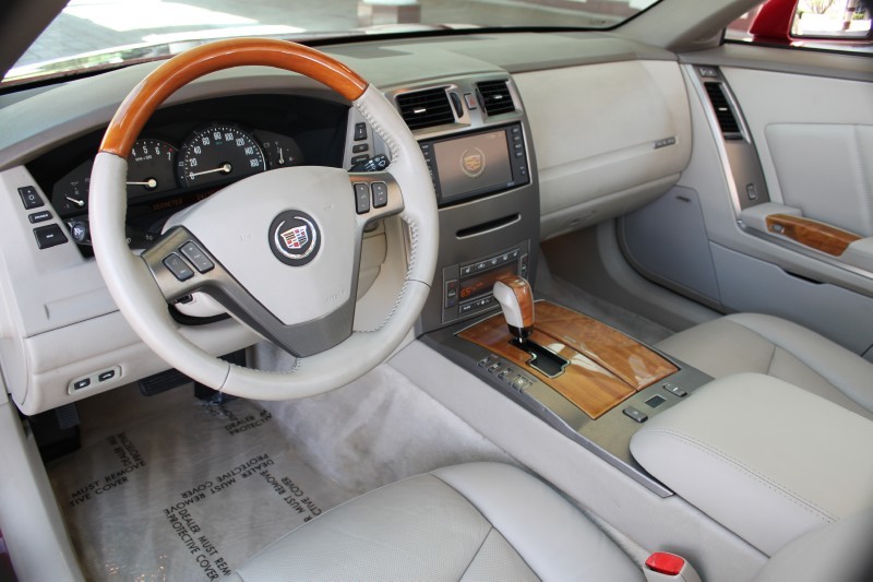 2005 Cadillac XLR - Crimson Pearl