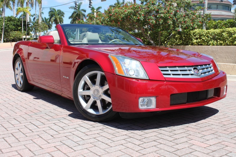 2005 Cadillac XLR - Crimson Pearl