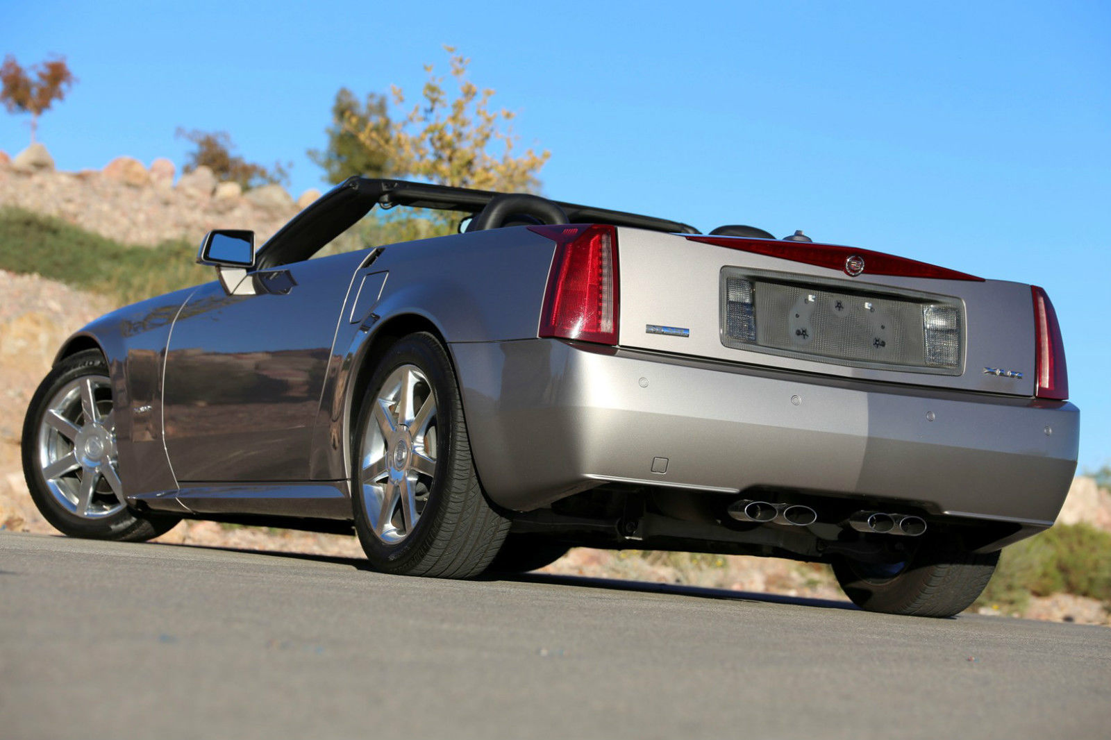 2005 Cadillac XLR - Satin Nickel